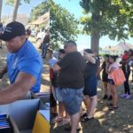 concejal-mendez-entrega-utiles-escolares-a-cientos-de-ninos-en-paterson-nj