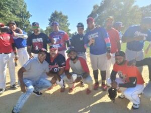 jugadores-cotuisanos-softbol-chata-de-filadelfia-triunfan-en-doble-encuentro-ante-homologos-de-connecticut